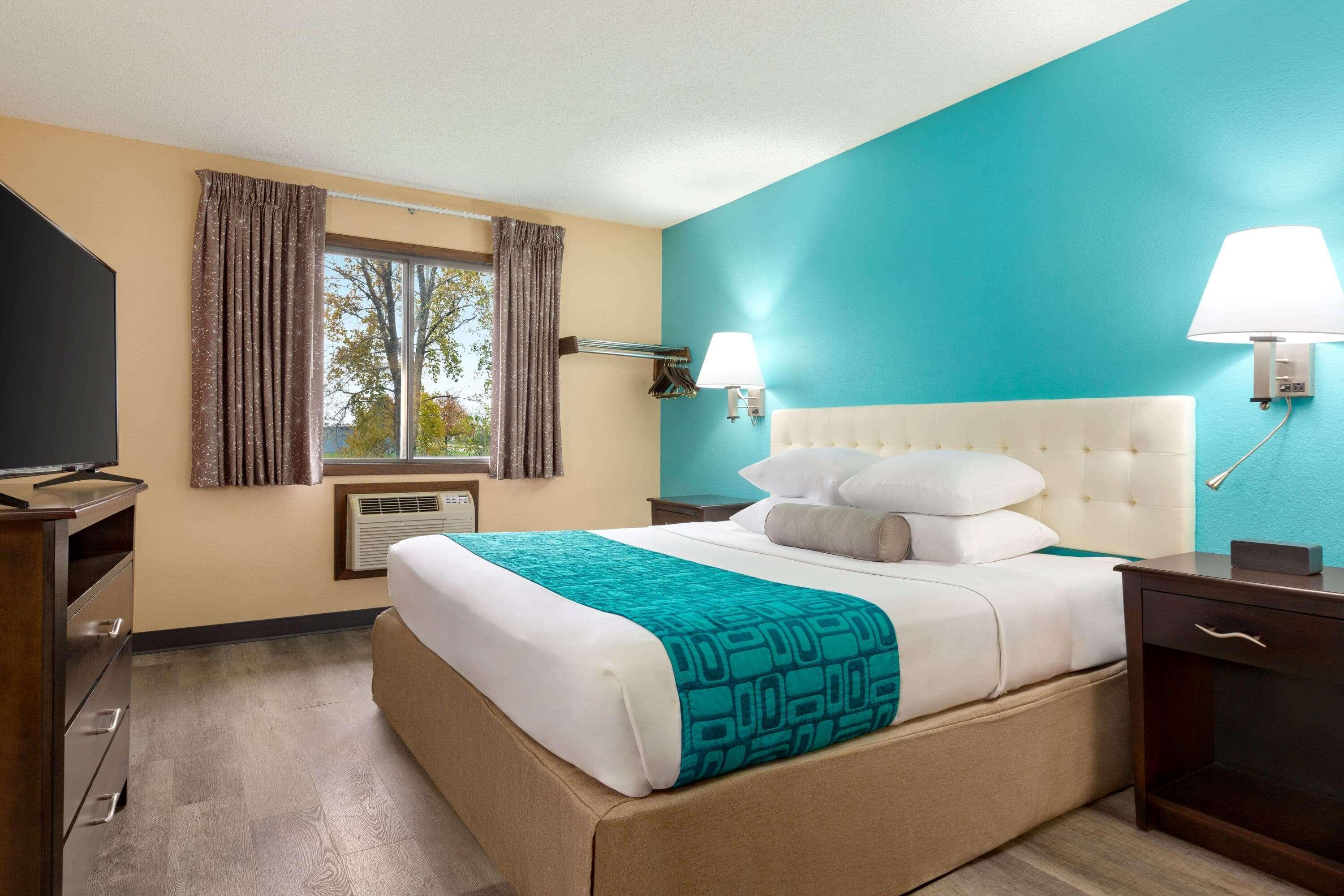Howard Johnson By Wyndham Waterloo/Cedar Falls Ngoại thất bức ảnh
